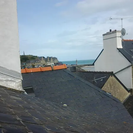 Rue Victor Hugo - Port De La Houle * Cancale
